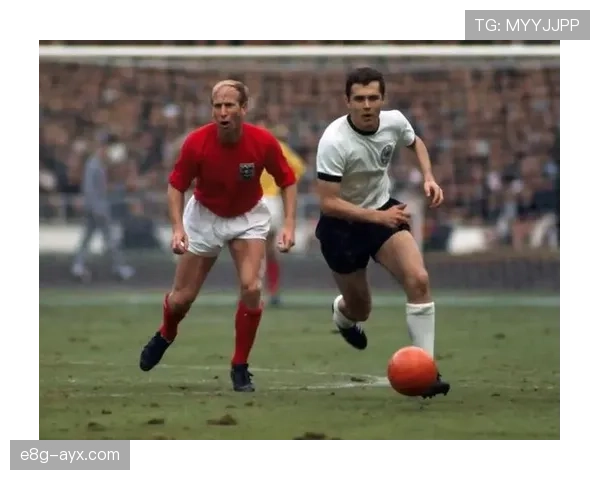 贝肯鲍尔拜仁生涯贡献回顾：传奇地位与历史影响